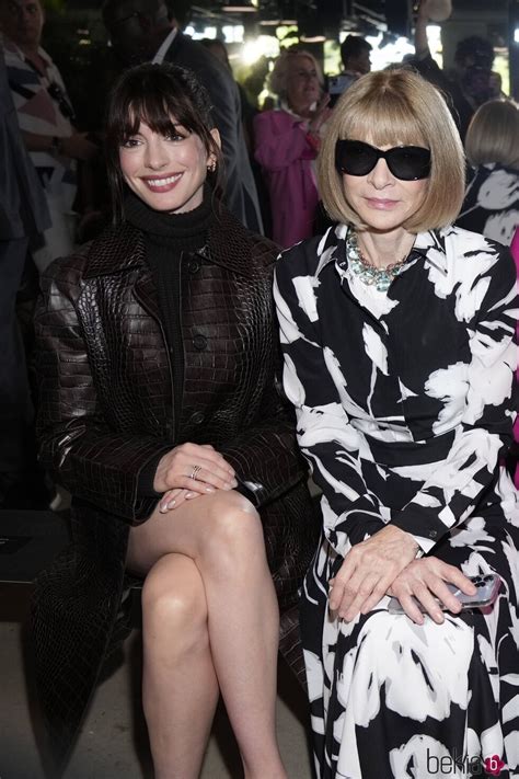 anna wintour anne hathaway.